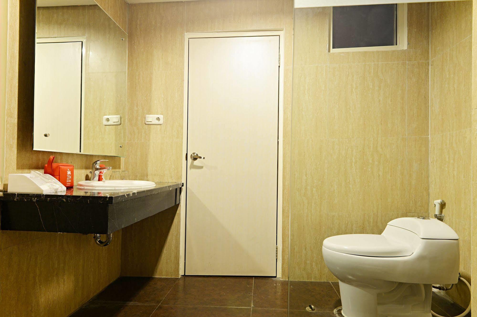Hotel Zen Premium Cihampelas Bandung
