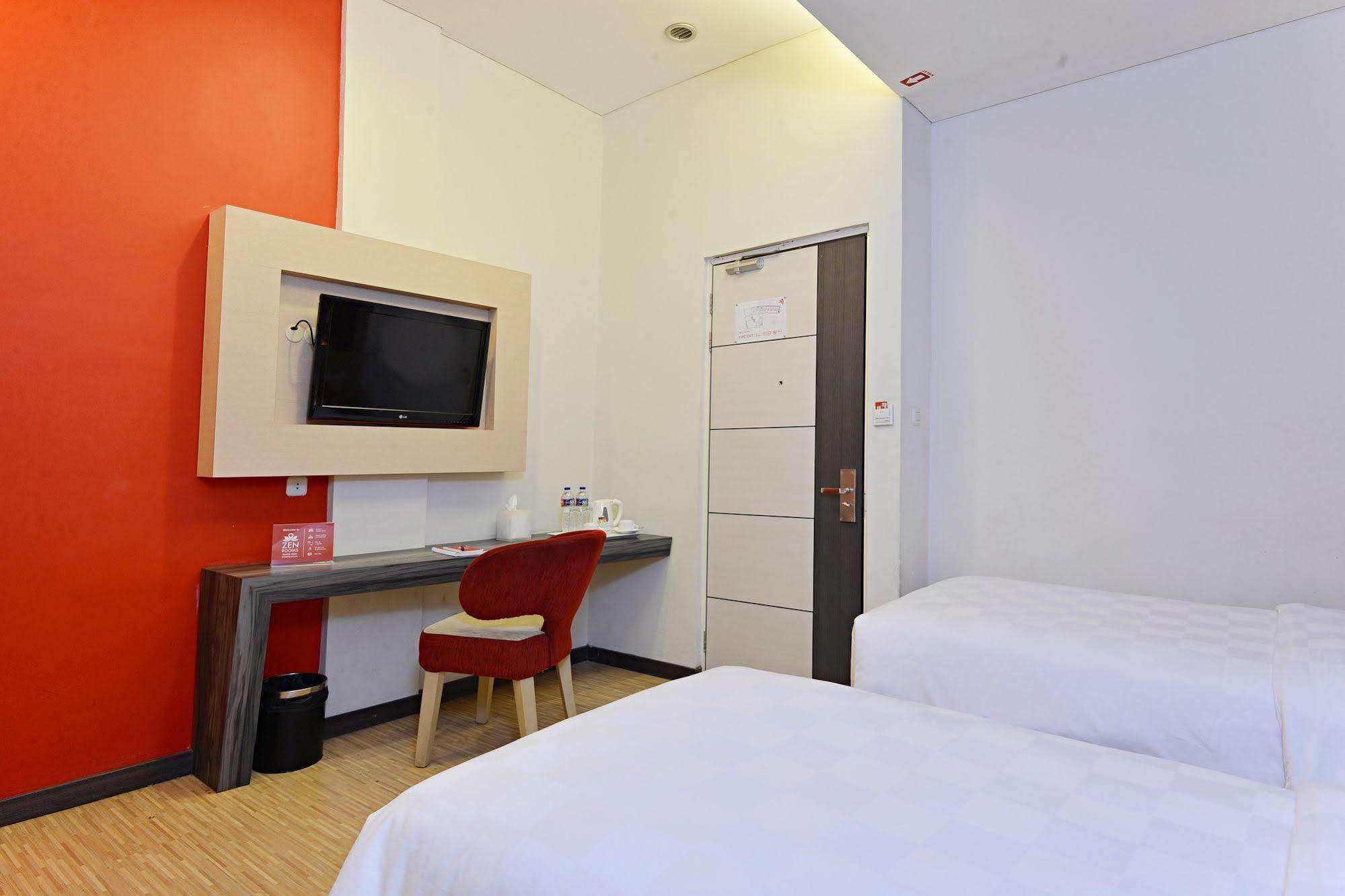 Zen Premium Cihampelas Hotel Bandung